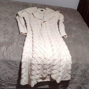 Shine Medium full length sweater coat. Cream / Off white Lambs wool